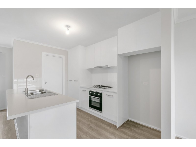 30 Clare Mews, Munno Para West SA 5115