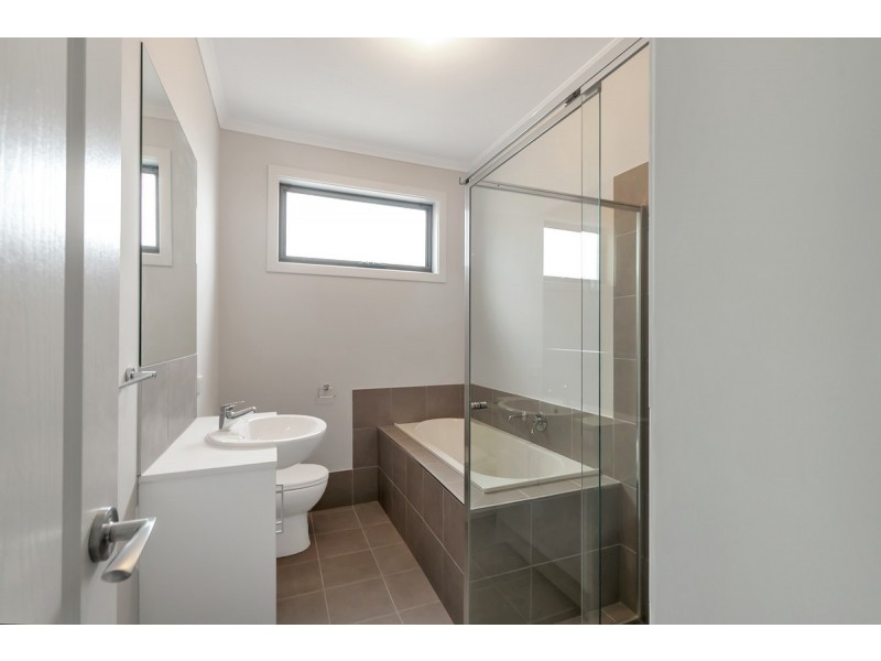 1B Mines Road, Campbelltown SA 5074