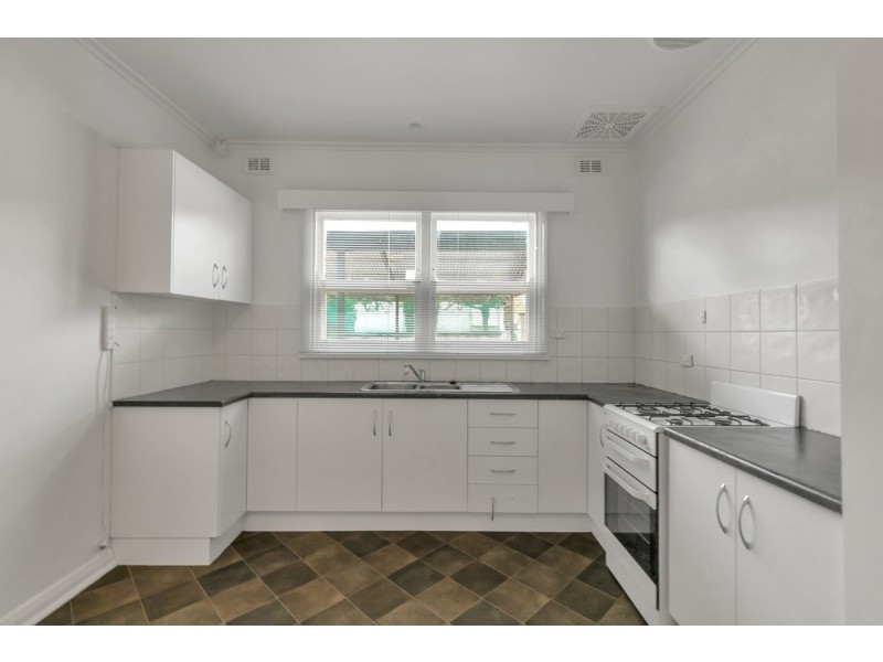 2 Britton Avenue, Tranmere SA 5073