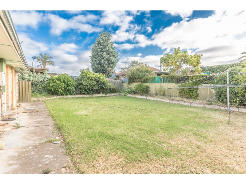11 Eileen Street, Modbury SA 5092