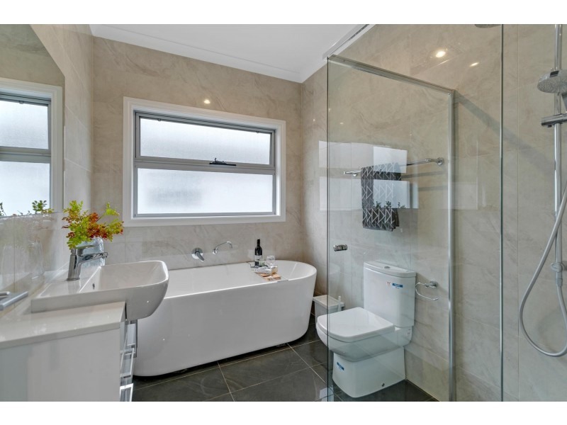 2C Parslow Road, Marion SA 5043