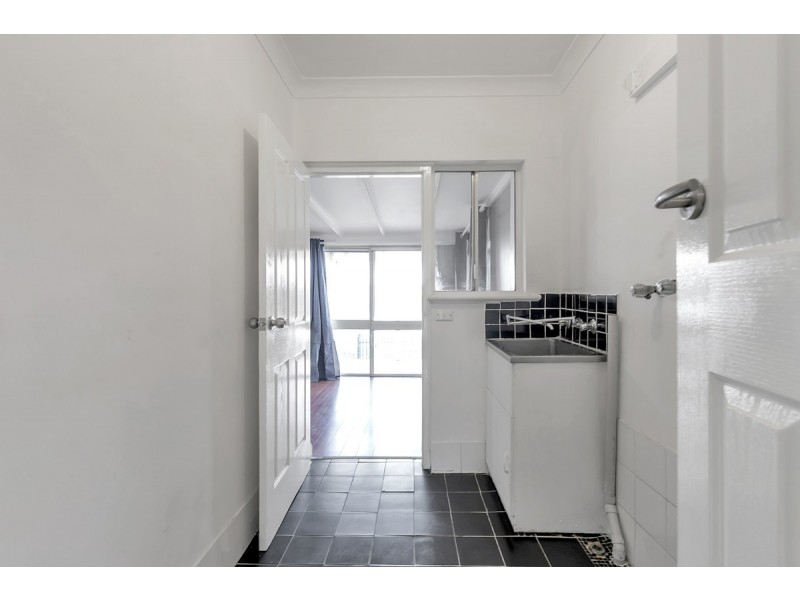 27 Esperance Terrace, Valley View SA 5093