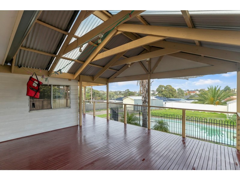 27 Esperance Terrace, Valley View SA 5093
