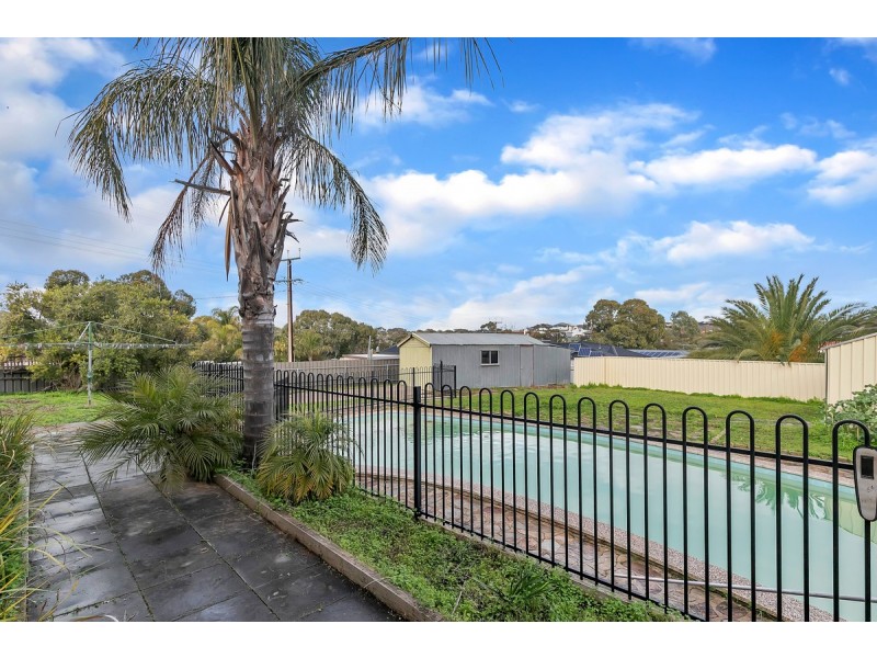 27 Esperance Terrace, Valley View SA 5093