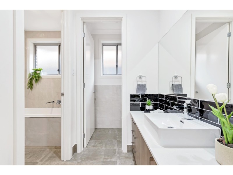 6 Vicar Street, Gilles Plains SA 5086