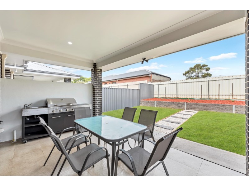 6 Vicar Street, Gilles Plains SA 5086