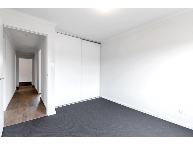 31 Clare Mews, Munno Para West SA 5115