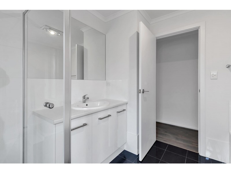 31 Clare Mews, Munno Para West SA 5115