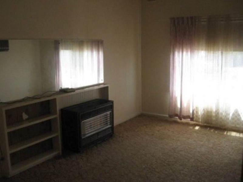 5 Hawker Avenue, Gilles Plains SA 5086