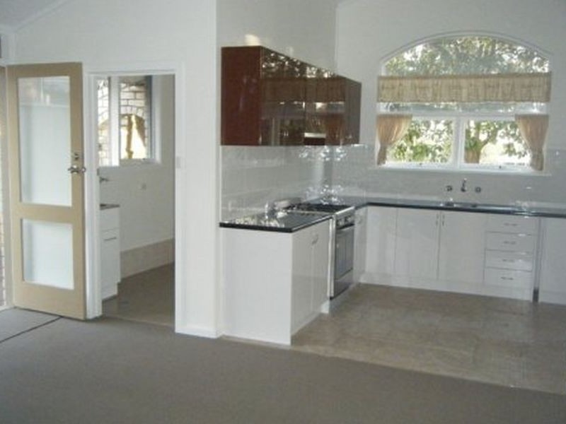 13 De Sassenay Crescent, Modbury Heights SA 5092