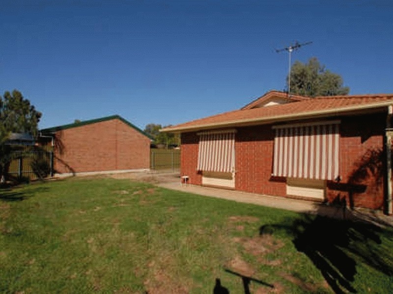 5 Laurel Crescent, Parafield Gardens SA 5107