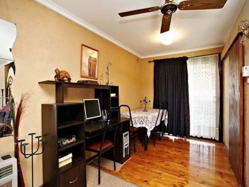 30 Anselm Street, Christie Downs SA 5164