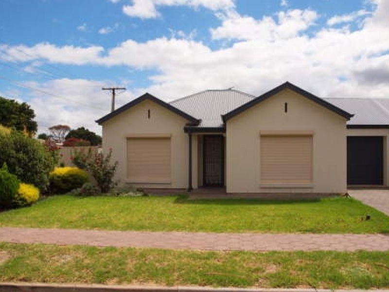 8 Berryman Street, Greenacres SA 5086