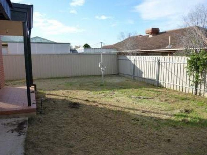 12 Sissinghurt Drive, Oakden SA 5086