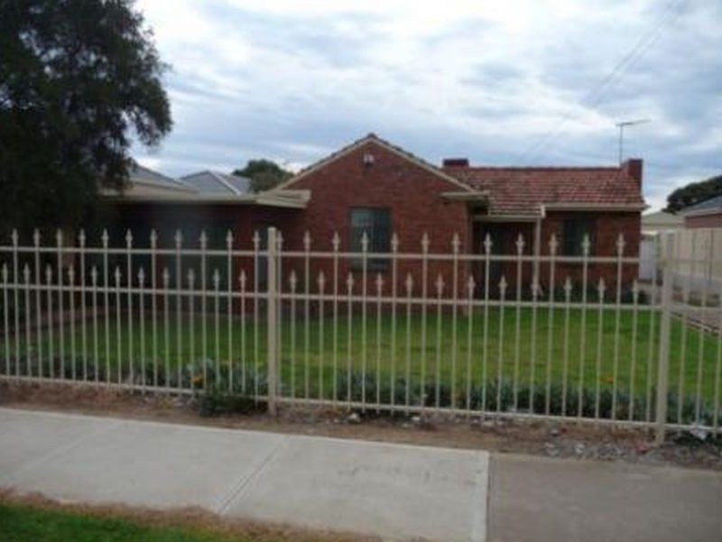 4 Marmion Avenue, Blair Athol SA 5084