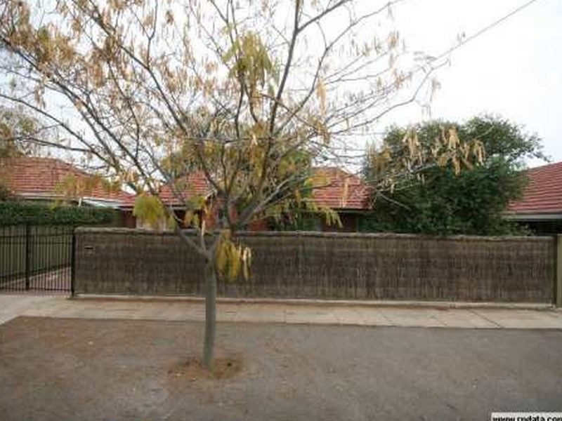 8 Bridges Street, Broadview SA 5083