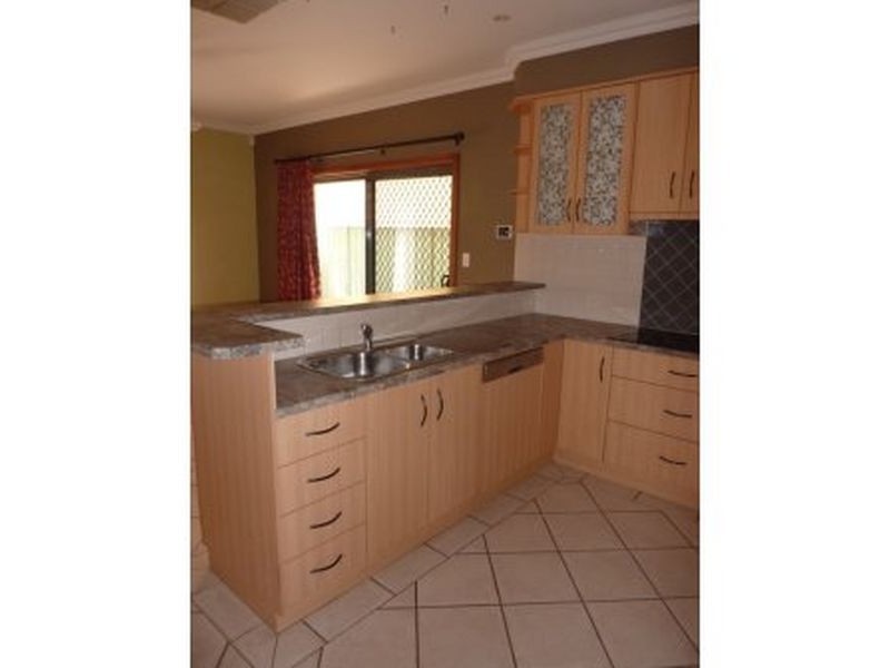 3 Antigua Court, Mawson Lakes SA 5095