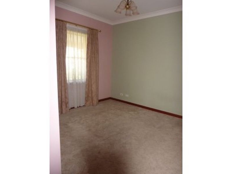 3 Antigua Court, Mawson Lakes SA 5095