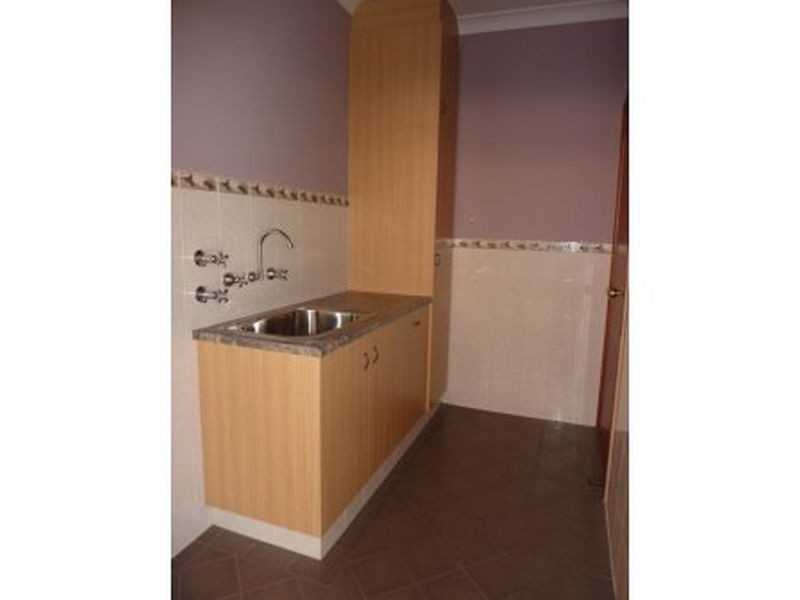 3 Antigua Court, Mawson Lakes SA 5095