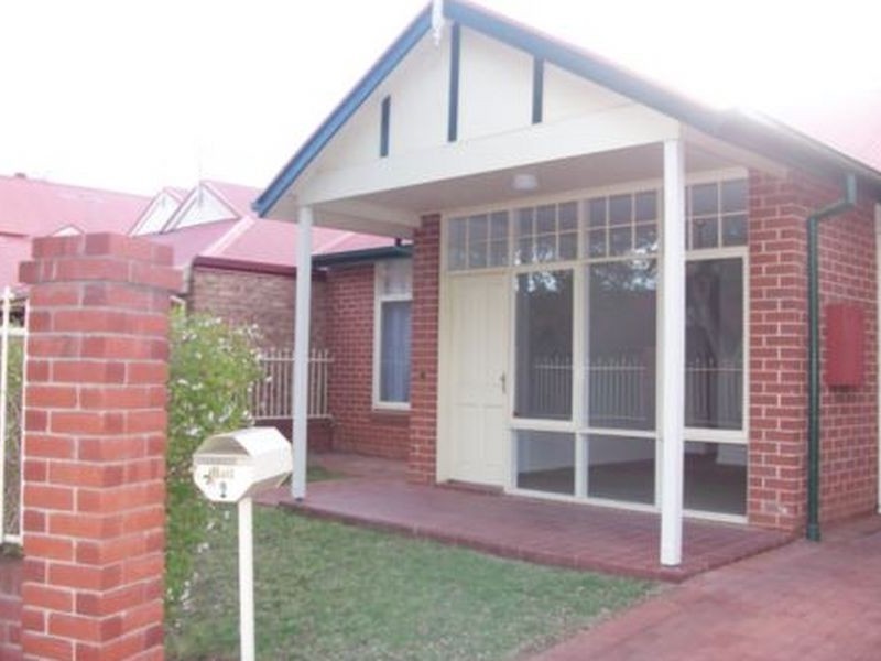 2 Francis Ridley Circuit, Brompton SA 5007