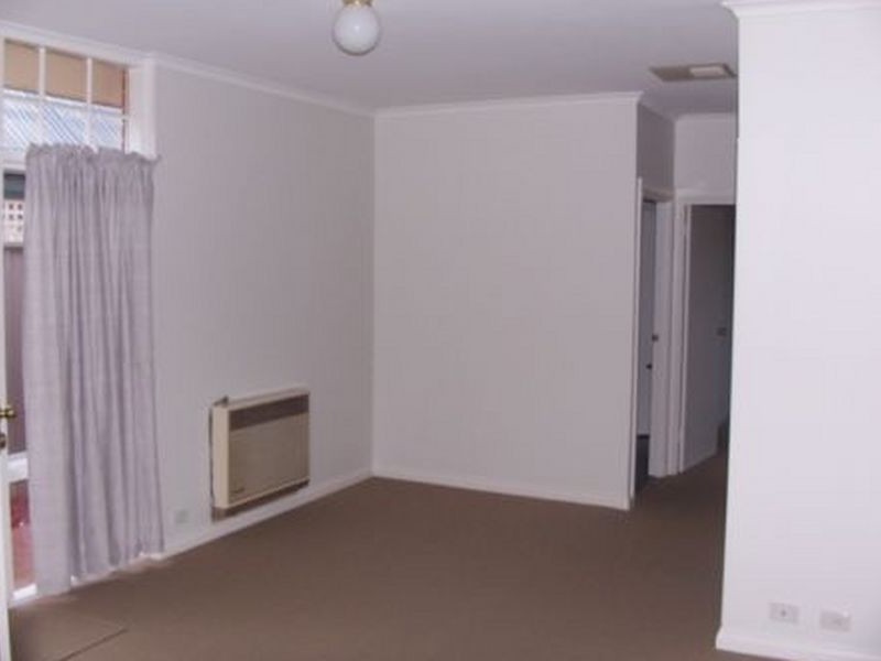 2 Francis Ridley Circuit, Brompton SA 5007