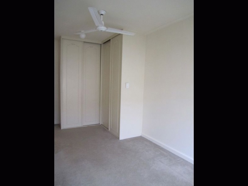 2/13 Harris Road, Vale Park SA 5081