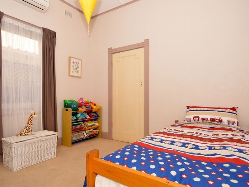 42 Hampstead Road, Broadview SA 5083