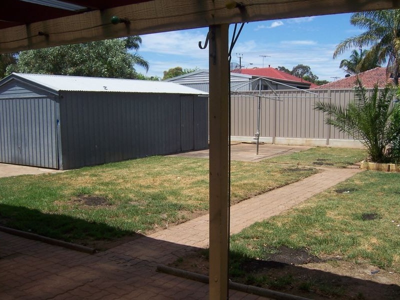 35 Wyatt Road, Parafield Gardens SA 5107