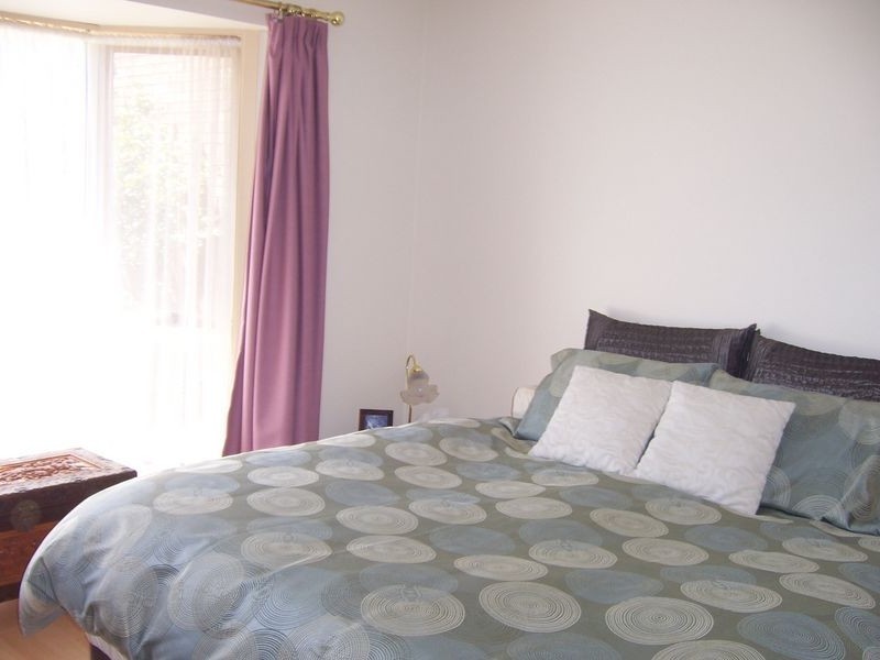 4 Robinson Place, Enfield SA 5085