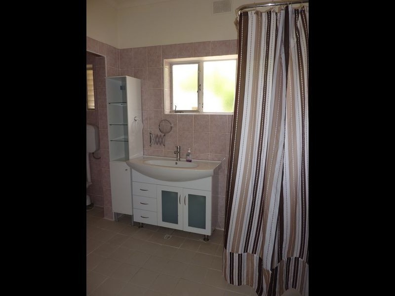 5 Montrose Avenue, Clearview SA 5085