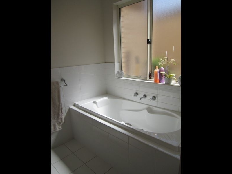 1A Moreton Avenue, Hillcrest SA 5086