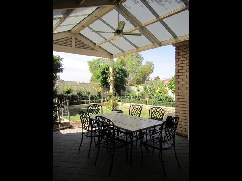 1A Moreton Avenue, Hillcrest SA 5086