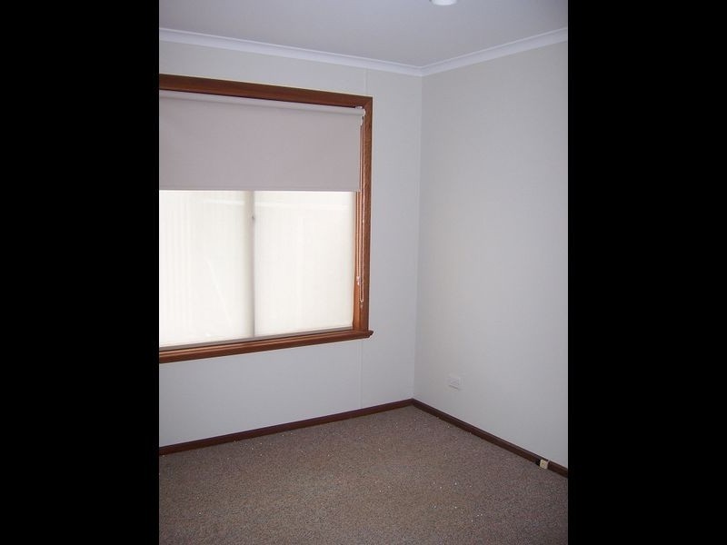 27 Maidos Grove, Valley View SA 5093