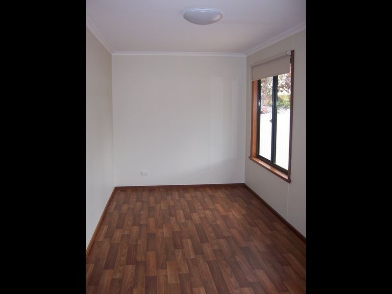 27 Maidos Grove, Valley View SA 5093