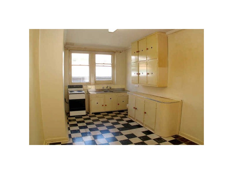 8 Orlando Avenue, Hampstead Gardens SA 5086