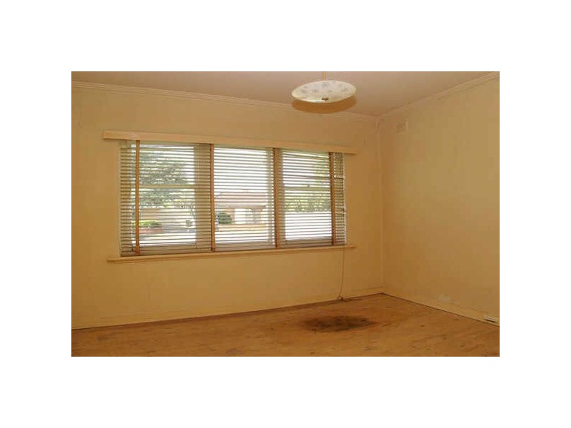 8 Orlando Avenue, Hampstead Gardens SA 5086