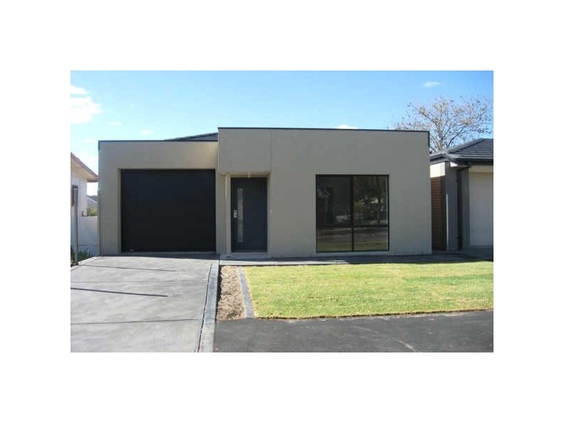 24 Colac Street, Greenacres SA 5086