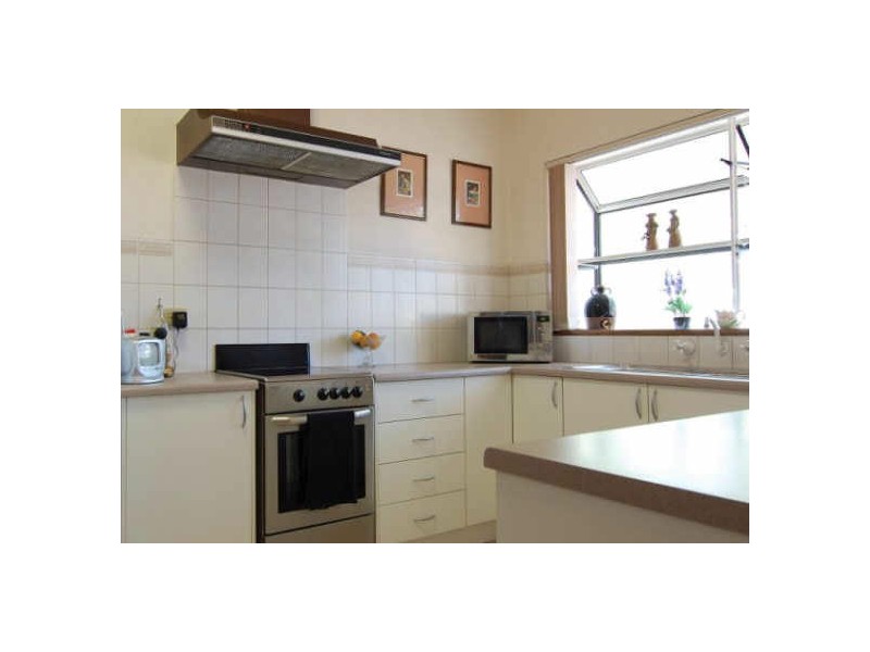 30 Schulze Road, Paradise SA 5075