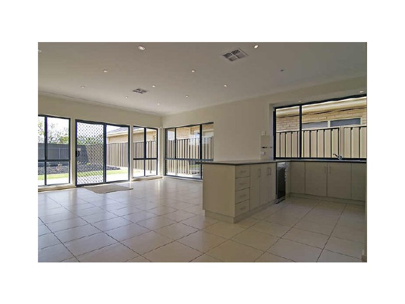 14 Falcon Avenue, Hampstead Gardens SA 5086