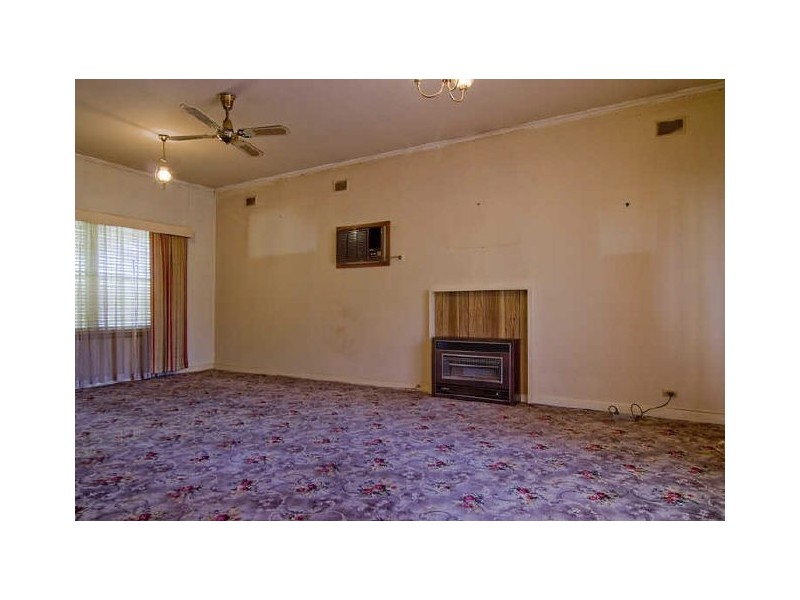 15 Redford Street, Vale Park SA 5081