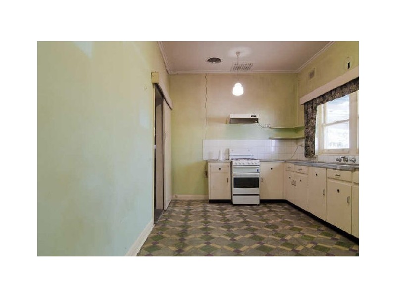 15 Redford Street, Vale Park SA 5081