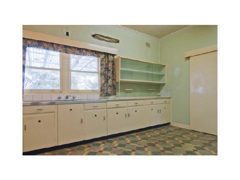 15 Redford Street, Vale Park SA 5081