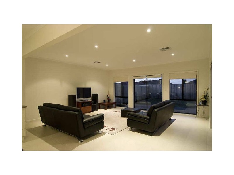 26 Colac Street, Greenacres SA 5086