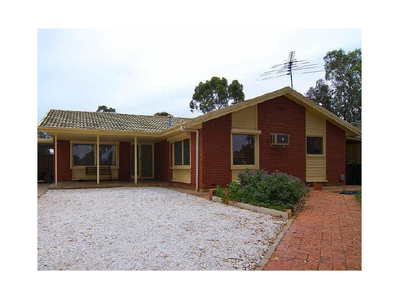 5 Golden Court, Paralowie SA 5108