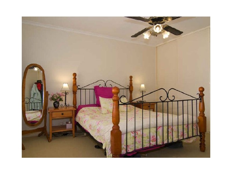5 Golden Court, Paralowie SA 5108