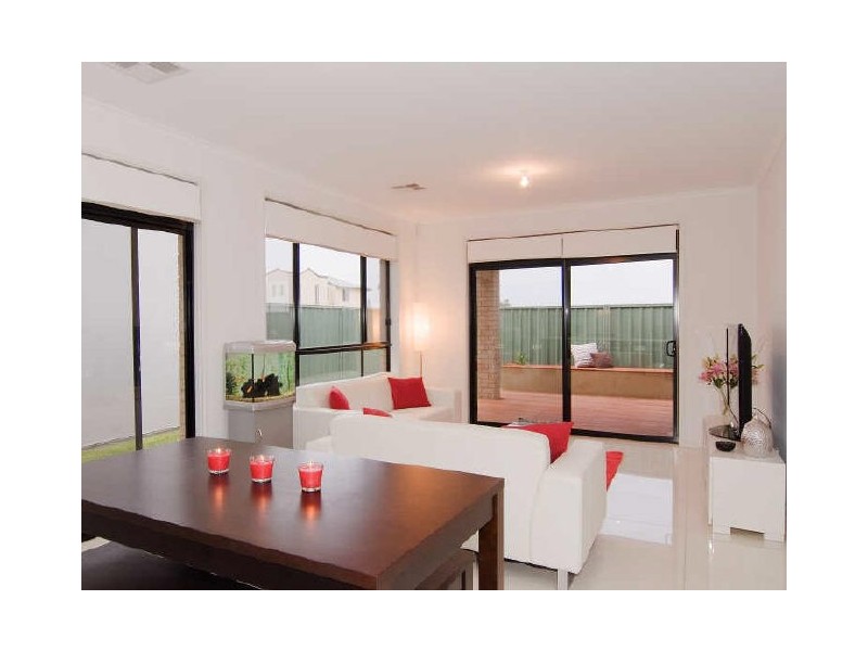 10 Weira Street, Mawson Lakes SA 5095