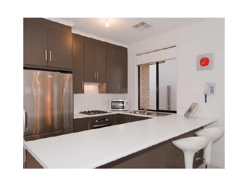 10 Weira Street, Mawson Lakes SA 5095