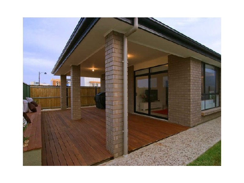 10 Weira Street, Mawson Lakes SA 5095