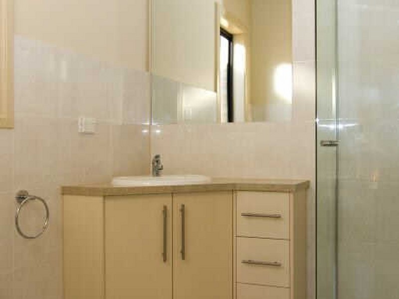 8 Orlando Avenue, Hampstead Gardens SA 5086