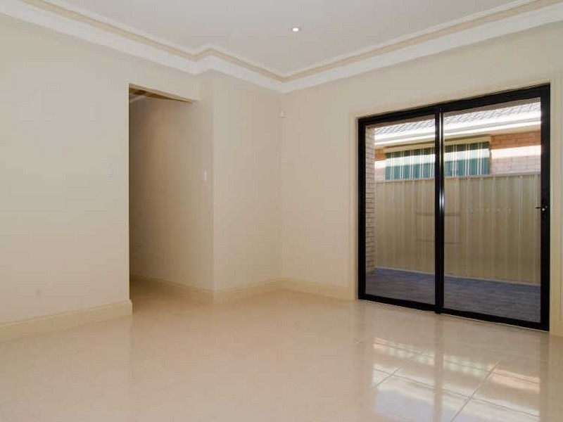 8 Orlando Avenue, Hampstead Gardens SA 5086